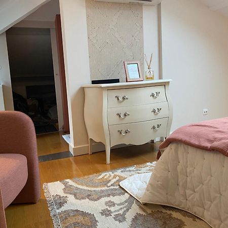Apartamento Duplex Face Au Palais Des Papes Villeneuve-lès-Avignon Exterior foto